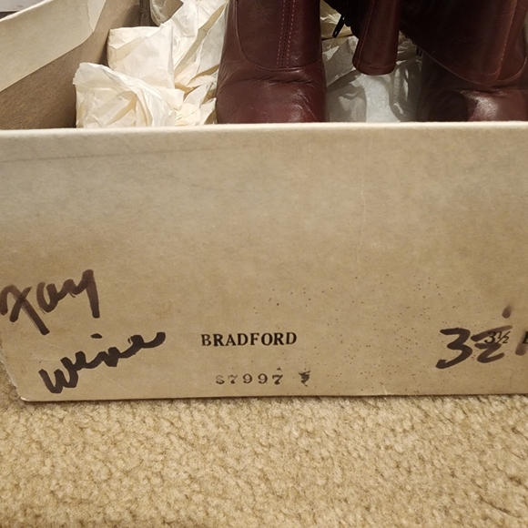 Bradford Boots - Picture 3 of 3